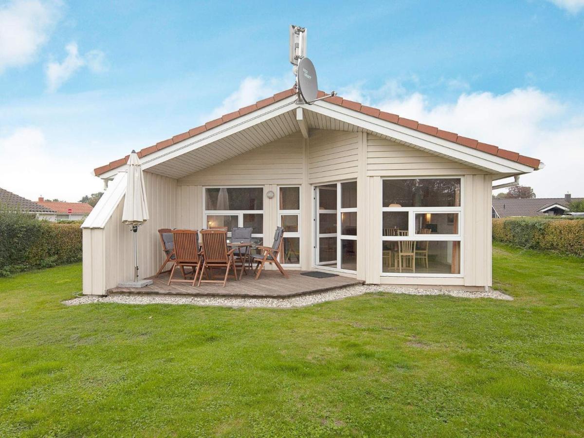 Three-Bedroom Holiday home in Grömitz 11 Exterior foto
